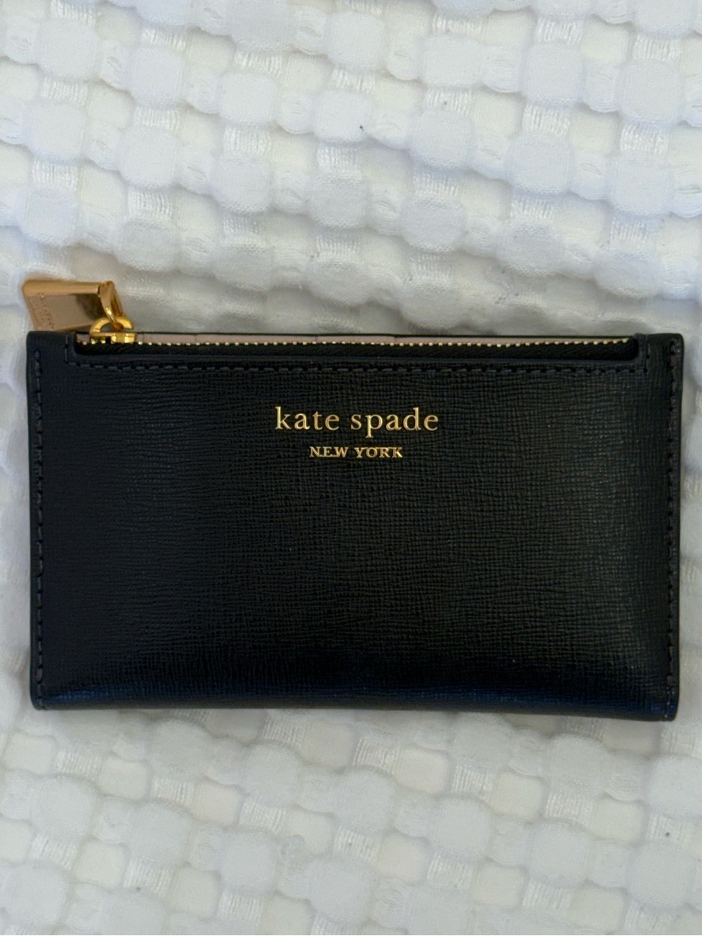 kate spade NWOT Black Leather Small Morgan Wallet Zip Card Pouch with Gold Logo